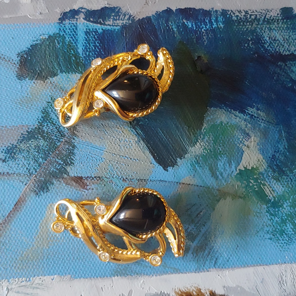 Barrera for Avon Vintage Cabochon Clip-on Earrings w/ Rhinestones